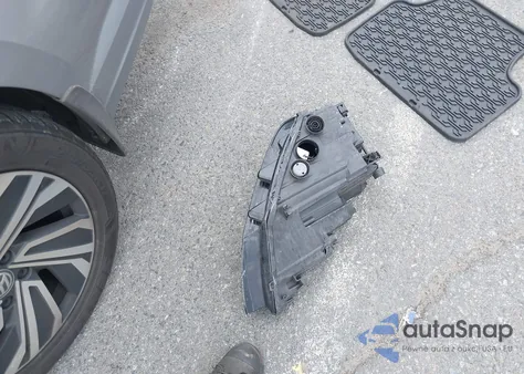 2021 Volkswagen Jetta 1.4T Sel z USA, uszkodzony, nr VIN 3VWE57BU2MM036451